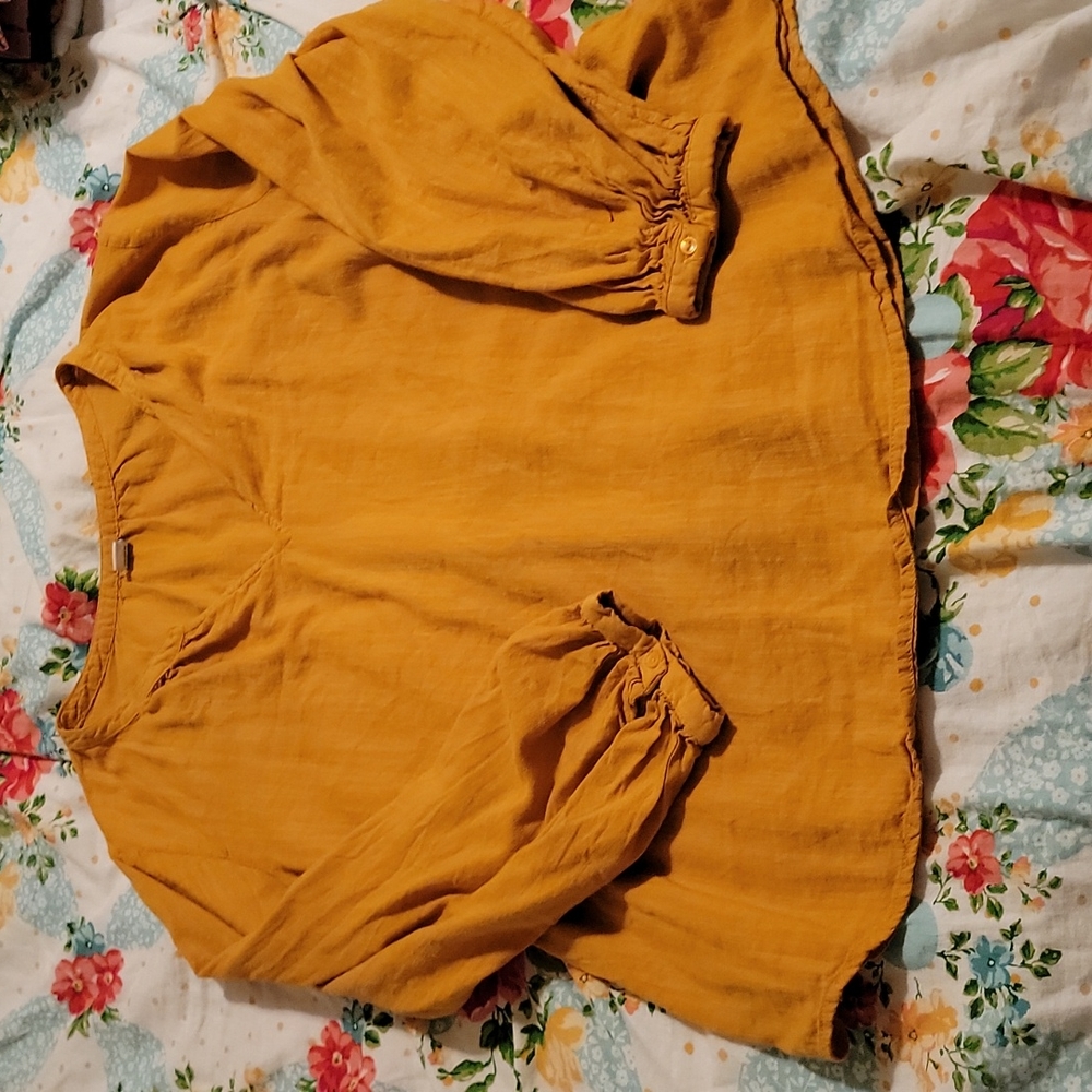 Old Navy shirt